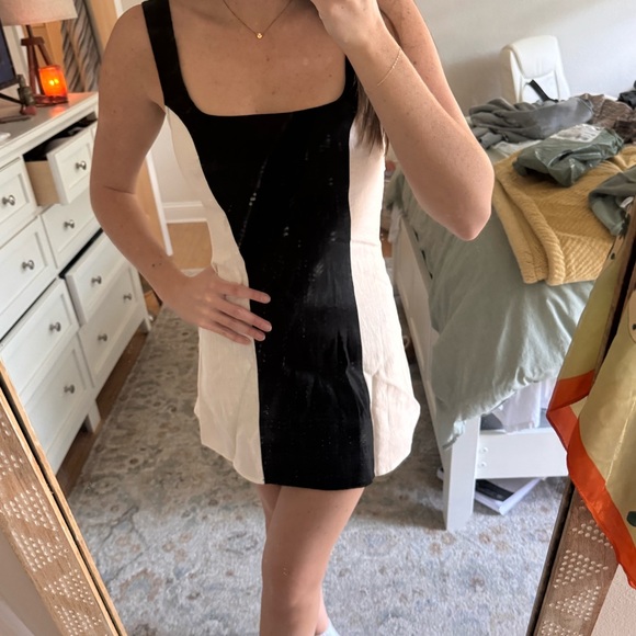 VRG GRL Dresses & Skirts - VRG GRL Black and White Mini Dress -NEVER WORN